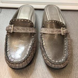 Brighton Ladies Gray Mixed Leather Mule Size 9